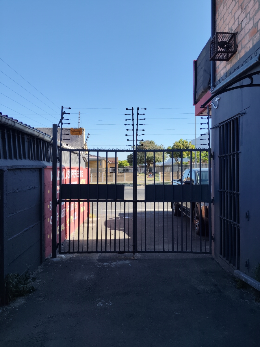 To Let commercial Property for Rent in Steenberg Western Cape